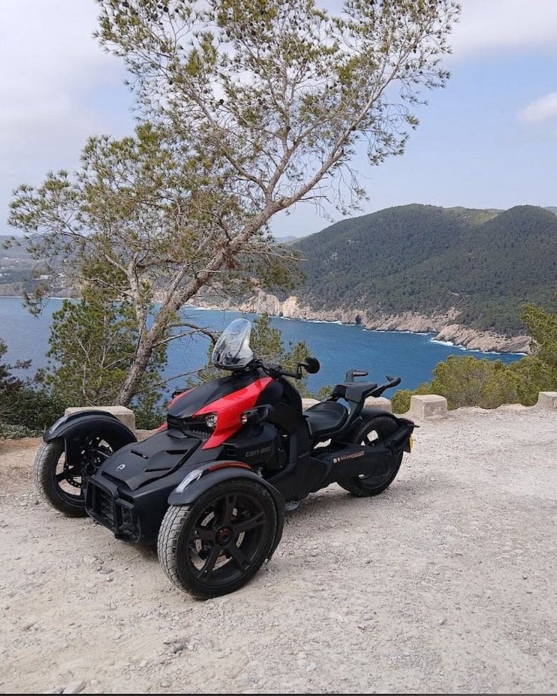 can-am-scooter-rental-ibiza-san-antonio