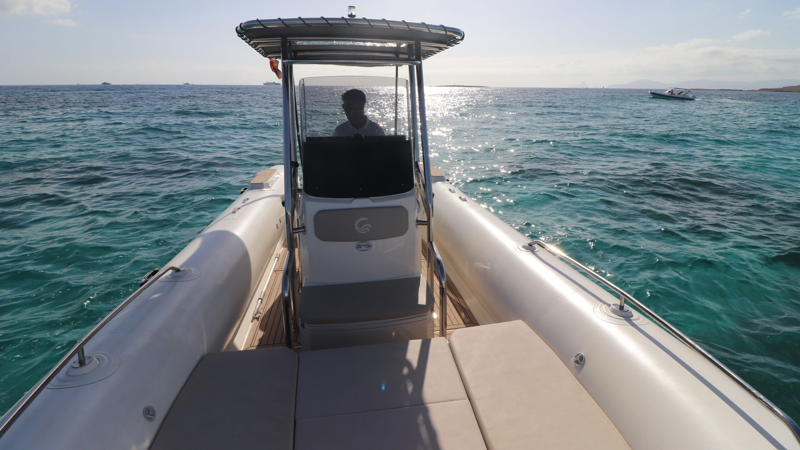 Capelli-Tempest-750-Luxe-day charter from Ibiza to Formentera